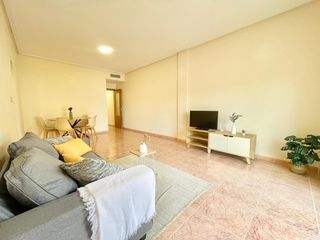 Rent Apartment in Bigastro. Alquiler disponible desde septiembre para todo el antildeodescub