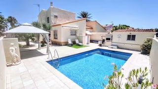 Rent House in Zona Carrefour - Urbanizaciones. Iexclalquiler disponible desde octubre hasta mayo!descubre esta