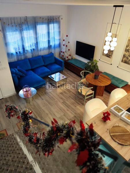 Foto 7132b77b-028c-449c-bc84-6a8824a1e694. Miete chalet in Carolinas Altas Alicante