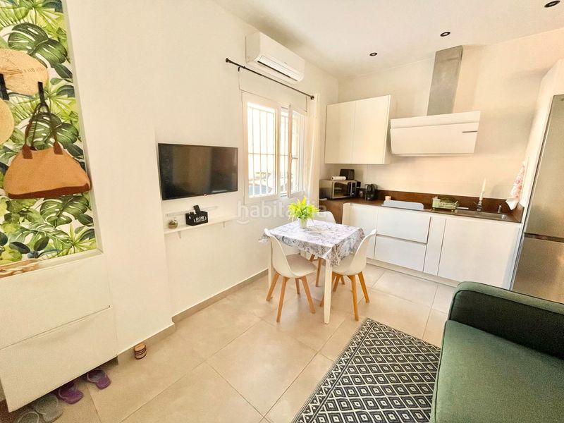 Foto 37eae209-68b4-4497-8deb-e8a78b224267. Alquiler estudio iexclalquiler desde septiembre para todo el antildeo!te presentamos este acogedor apartamento estudio en alquiler en torre de la h en Pilar de la Horadada