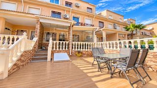Chalet en Playa Flamenca. Iexclventa de chalet de 3 dormitorios en playa flamenca!te prese