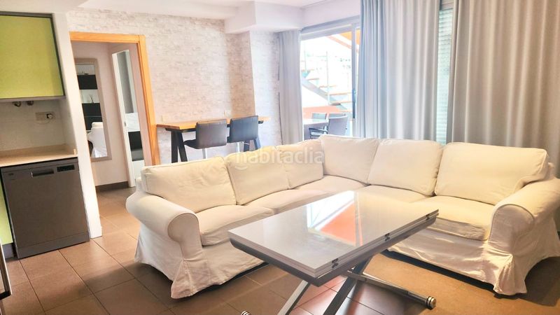 Foto ac87ffda-7311-477c-b550-ecff3fc6076f. Alquiler apartamento iexclalquiler desde septiembre hasta junio!te presentamos este acogedor apartamento en alquiler e, una excelente opcioacute en Calp