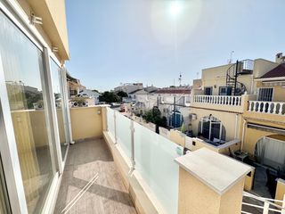 Alquiler Casa en Zona Carrefour - Urbanizaciones. Iexclalquiler disponible desde el 15 de septiembre para todo el