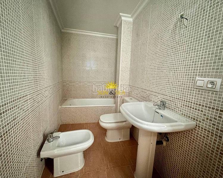 Foto 84490283-f1a5-4206-bf9c-012f250f0733. Location appartement dans Centro - Muelle Pesquero Torrevieja