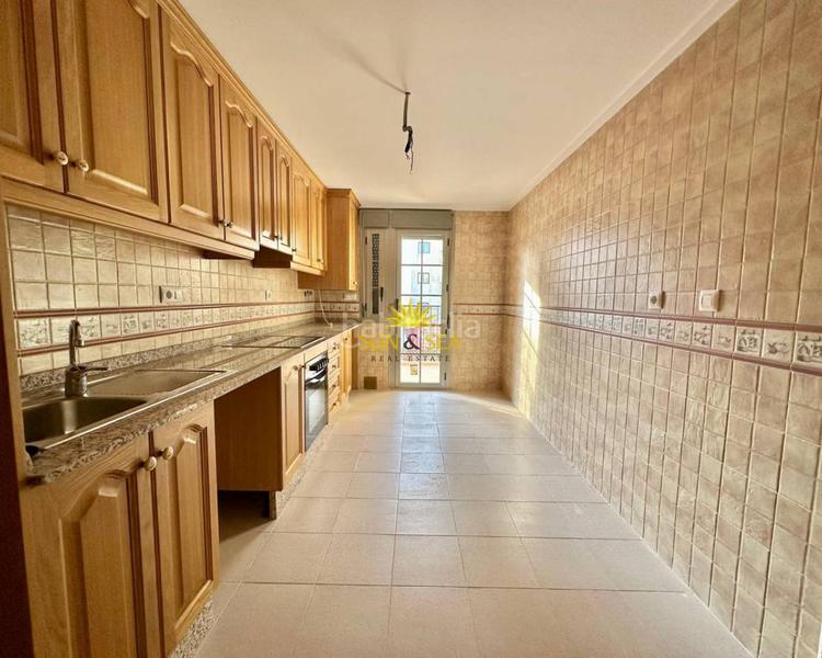 Foto 9971d60b-8f6d-45d5-afee-aeb0ef91db10. Location appartement dans Centro - Muelle Pesquero Torrevieja