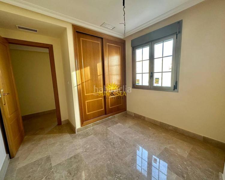 Foto f0b42a40-5f2c-42de-8d1b-80b89ee0eff9. Location appartement dans Centro - Muelle Pesquero Torrevieja