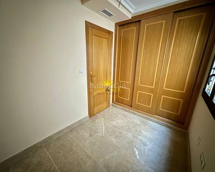 Foto 785c417a-ccd6-4ad6-af9f-f26dcedd210e. Miete appartement in Centro - Muelle Pesquero Torrevieja