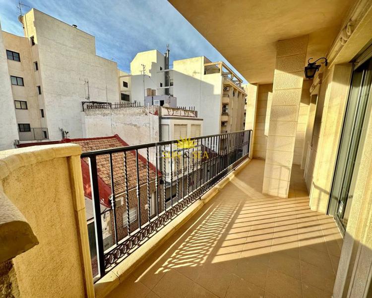 Foto cb756d54-9fe3-40da-a3cb-5fb988543261. Miete appartement in Centro - Muelle Pesquero Torrevieja