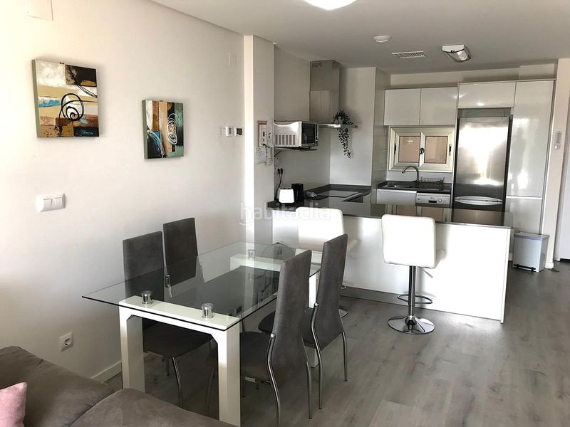 Foto 7120081c-d7a3-458e-b8d8-d3dde3fb6df0. Lloguer apartament amb piscina a Villamartín-Las Filipinas Orihuela