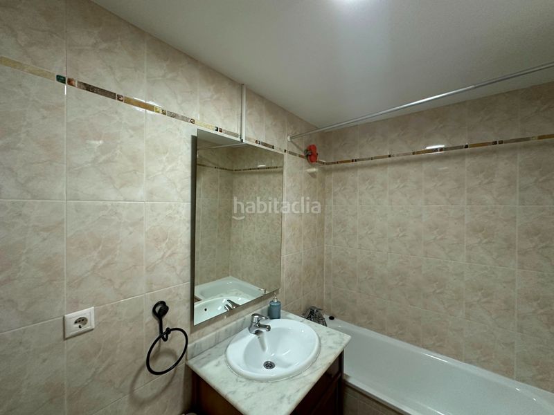 Foto 0be9e3d8-49c6-4dec-bff2-f7eac92a1fda. Alquiler chalet iexclalquiler desde ya para todo el antildeo!te presentamos este fantaacutestico chalet de cuatro plantas en alquiler en ciudad ja en Alicante