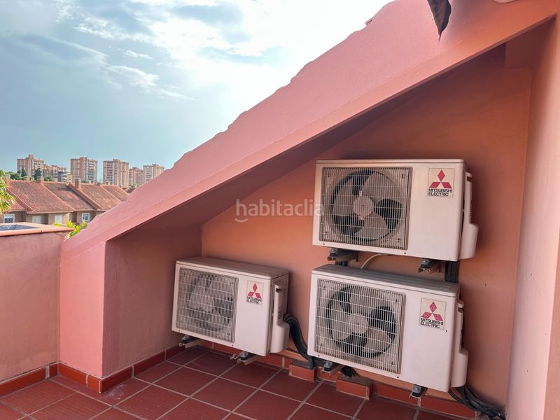 Foto 3fd0ee91-8aed-4735-bfe6-a75d8347b4a9. Alquiler chalet iexclalquiler desde ya para todo el antildeo!te presentamos este fantaacutestico chalet de cuatro plantas en alquiler en ciudad ja en Alicante