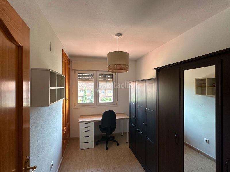 Foto 4f4c916f-68ed-4830-be64-611bf7234f03. Alquiler chalet iexclalquiler desde ya para todo el antildeo!te presentamos este fantaacutestico chalet de cuatro plantas en alquiler en ciudad ja en Alicante