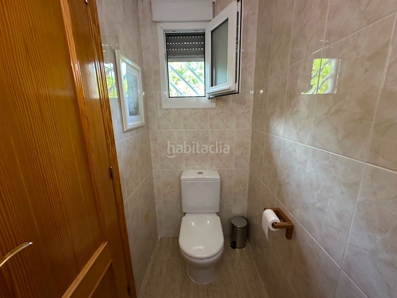 Foto c647ae8b-9360-4ea7-b25f-9ca50114f394. Alquiler chalet iexclalquiler desde ya para todo el antildeo!te presentamos este fantaacutestico chalet de cuatro plantas en alquiler en ciudad ja en Alicante