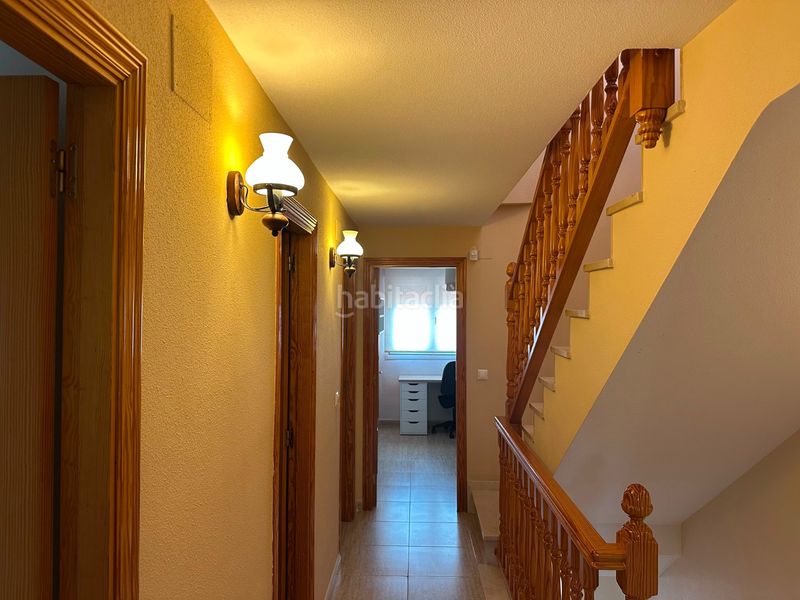 Foto d8352709-3036-427a-b2dc-a34b7e78163a. Alquiler chalet iexclalquiler desde ya para todo el antildeo!te presentamos este fantaacutestico chalet de cuatro plantas en alquiler en ciudad ja en Alicante