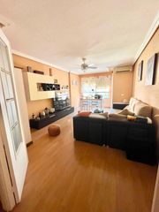 Lloguer Apartament a Centro. Iexclalquiler desde 15 de septiembre hasta junio!te presentamos