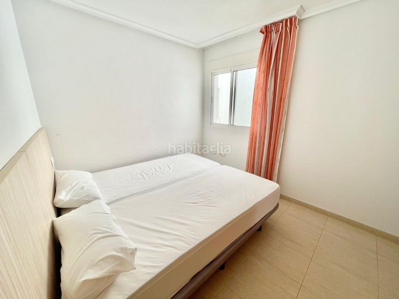 Foto 71fc465f-f5cc-475b-a17b-83e651c4063f. Alquiler apartamento iexclalquiler desde septiembre para todo el antildeo!te presentamos este acogedor apartamento en alquiler en los alcaacutezares, u en Alcázares (Los)