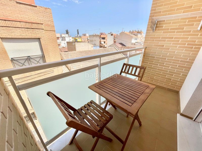 Foto e61c686e-5809-41f0-a998-2aabce62ec6a. Alquiler apartamento iexclalquiler desde septiembre para todo el antildeo!te presentamos este acogedor apartamento en alquiler en los alcaacutezares, u en Alcázares (Los)
