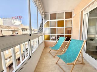 Lloguer Apartament a Las Viñas. Iexclalquiler desde septiembre para todo el antildeo!te presenta