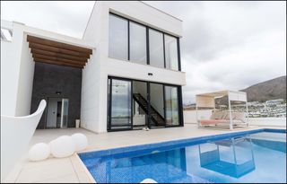Location Chalet à Balcón de Finestrat-Terra Marina. Iexclalquiler disponible desde ya para todo el antildeo en fines