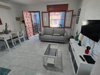 Lloguer Casa adossada a Zona Carrefour - Urbanizaciones. Iexclchalet adosado en alquiler disponible desde ya hasta junio