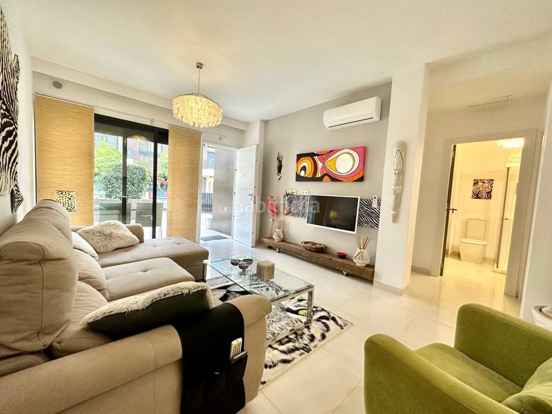 Foto 45bc005e-7638-49e2-9a24-1f32320ed566. Rent ground floor with heating parking pool in Pueblo Latino Pilar de la Horadada