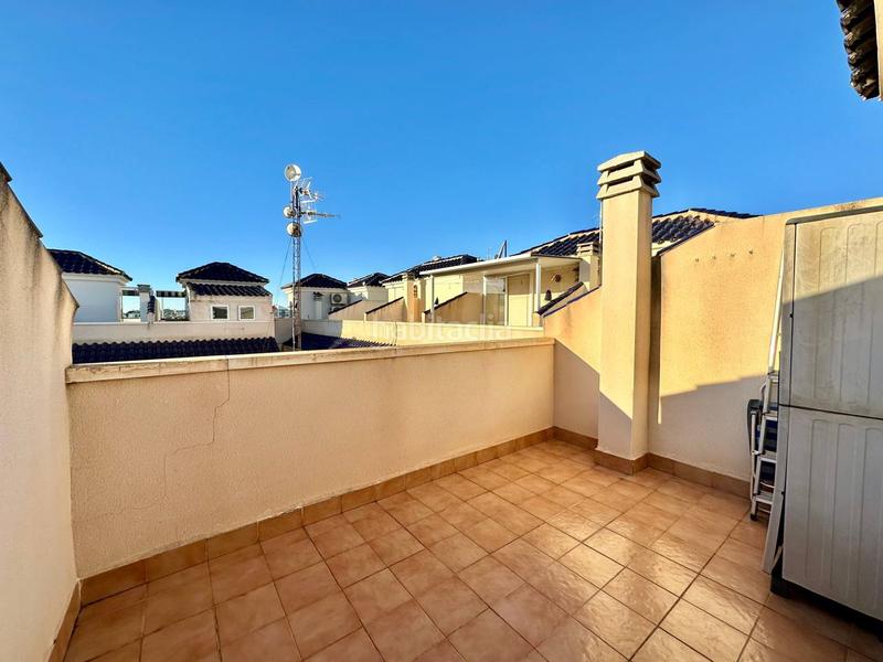 Foto 5c4f2d52-9f5f-46d3-9f5b-d053f5a3d1a4. Pis amb piscina a La Veleta Torrevieja