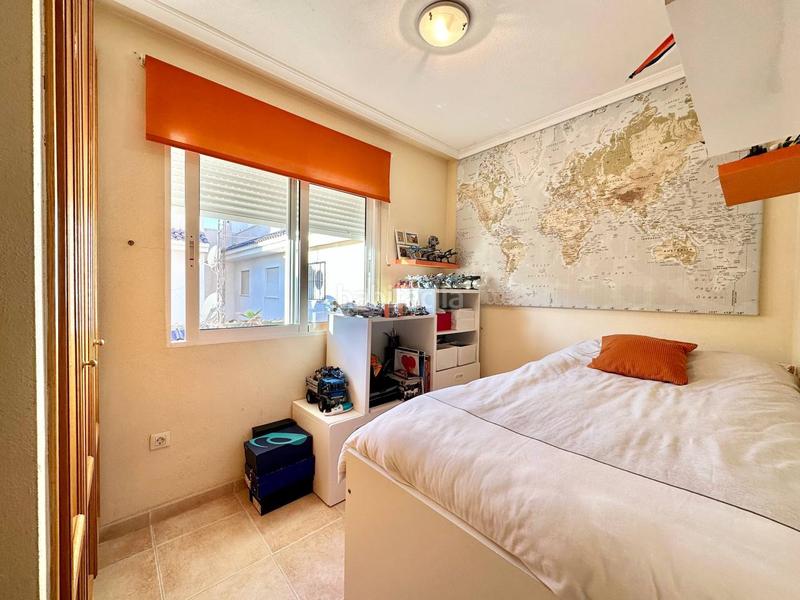 Foto a0b3fabc-17bc-4c73-b7d0-165cfcdc9270. Pis amb piscina a La Veleta Torrevieja