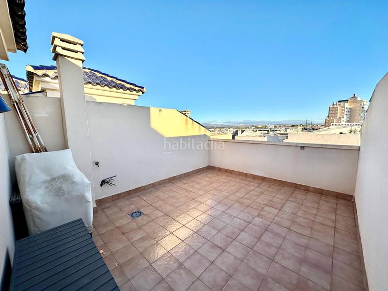 Foto a129d610-da76-439c-8807-9b742acd88cd. Pis amb piscina a La Veleta Torrevieja