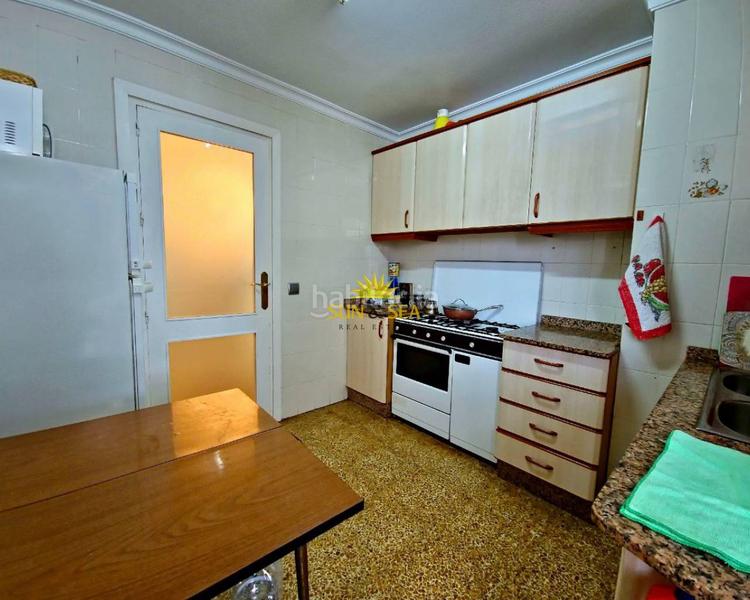 Foto 1bc67c4f-3ad1-4e92-aa0e-280491d55261. Location appartement avec chauffage parking piscine dans Torrevieja
