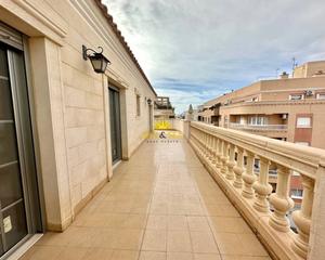 Lloguer Àtic a Centro - Muelle Pesquero. Alquiler para todo el antildeo!te presentamos este espacioso apa