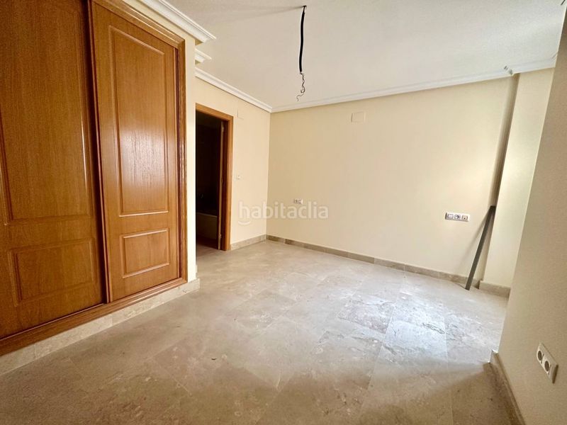 Foto 9aed4570-7337-4ff6-bb9f-5ec0c34a315f. Lloguer àtic a Centro - Muelle Pesquero Torrevieja