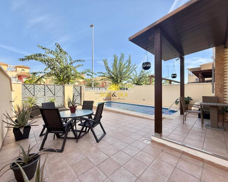 Foto 044e720d-1f5f-4e86-849e-b25e3ae97a6a. Miete reihenhaus mit heizung parking pool in El Mojón Pilar de la Horadada