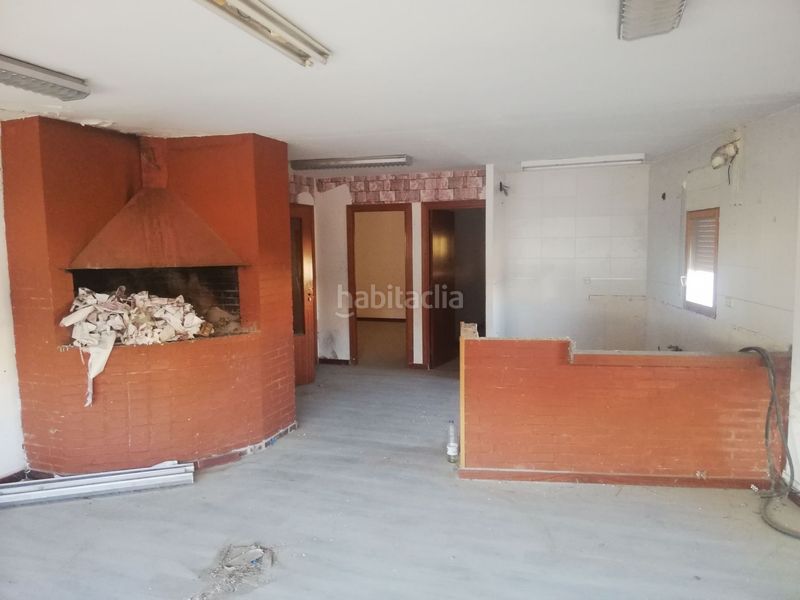 Foto e5b992e5-ce71-45ba-802b-3725e8231e72. Location bâtiment à usage industriel dans Monzón
