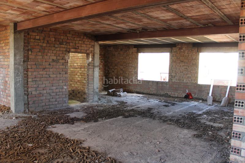 Foto f7ca1b82-4ec7-40d7-848c-1e7d5ad3629b. Casa en Monzón