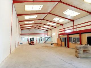 Btiment  usage industriel en Barbastro