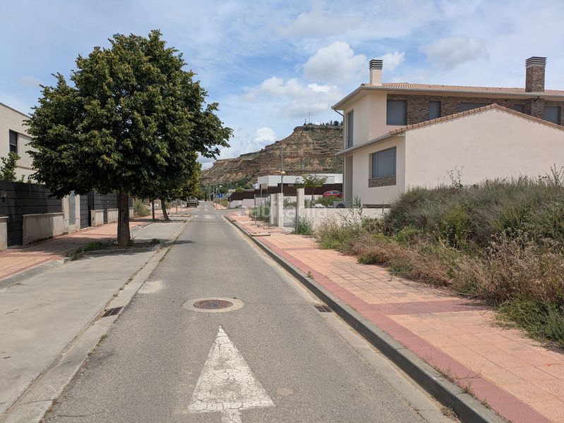 Foto a0475289-a170-4d5a-9f5d-76948b731a91. Terreny residencial a Monzón