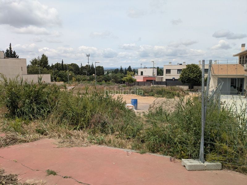 Foto f947dfcc-ba96-42ac-842a-8688908b1783. Terreny residencial a Monzón