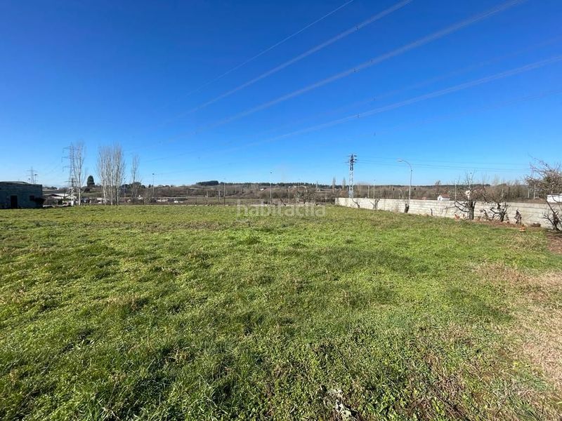 Foto b428197a-24b0-43b6-9492-fab4de3ba484. Terreny residencial a Compostilla - Columbrianos Ponferrada