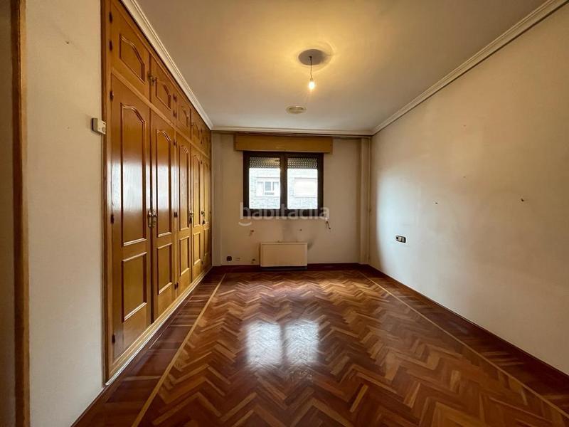 Foto cc223719-fafe-48be-938f-3b25df4a6729. Appartement avec chauffage parking dans Centro Ponferrada
