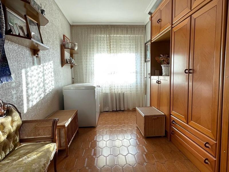 Foto 9d222a7e-90e3-451e-8716-c17b61a2e7ab. Etagenwohnung mit heizung in Cuatro Vientos Ponferrada