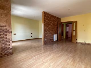 Appartement à Zona Alta. Venta piso en rosalia de castro en ponferrada