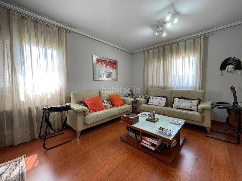 Foto b6d34670-97ec-4936-8e1e-55815110fa22. Chalet mit heizung parking in Camponaraya