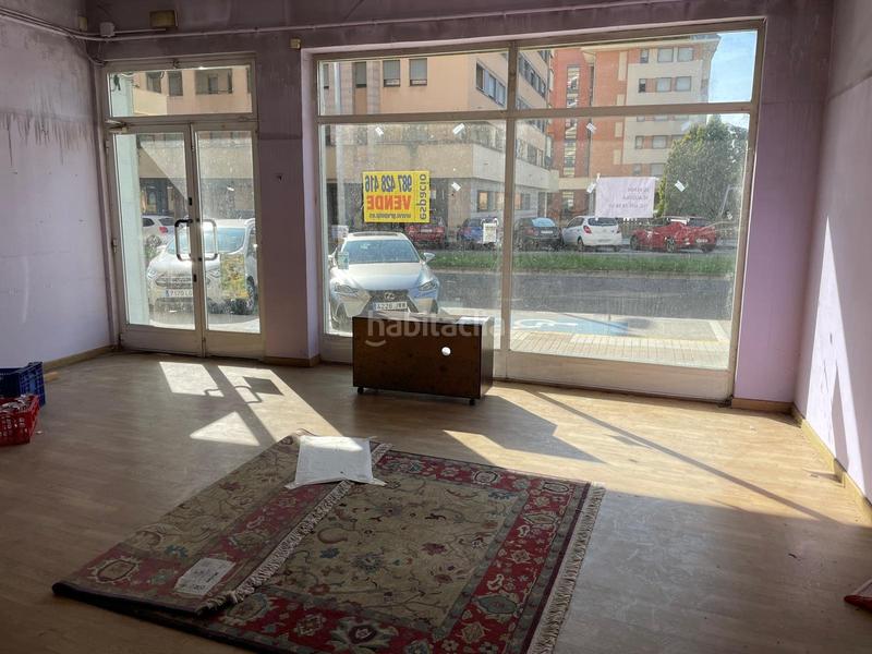 Foto aaf684a8-18d3-4916-b7ce-749babc6a342. Local comercial venta local en avda america en Zona Alta Ponferrada