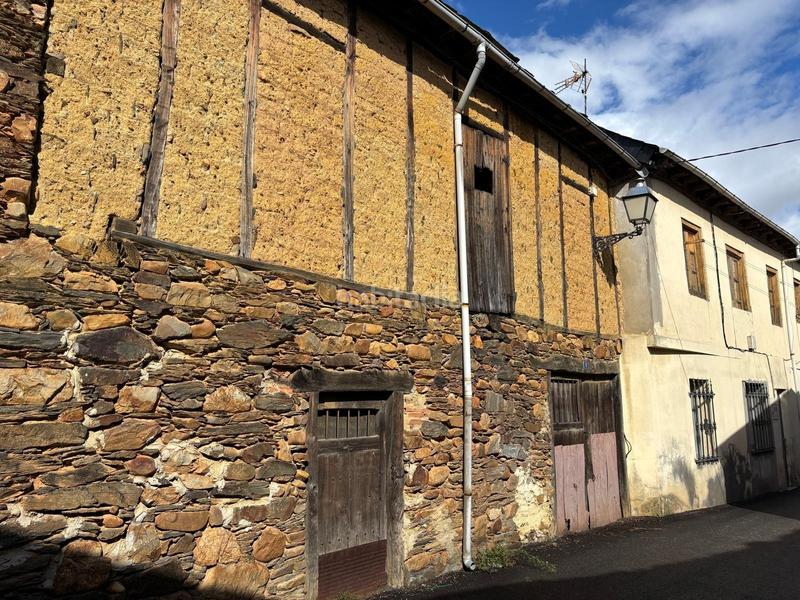Foto a5747a7d-f630-439e-8ff9-986c10c627ab. Casa venta casa en calamocos el bierzo en Castropodame