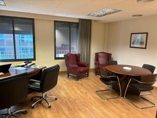 Location Bureau à Centro. Alquiler oficina zona centro en ponferrada