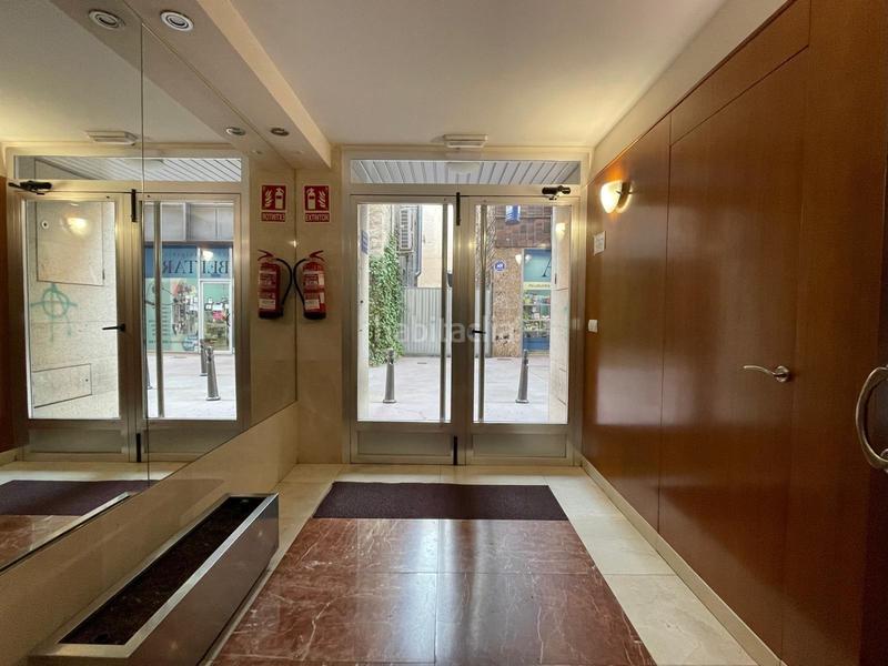 Foto bd2aca47-3f3e-484a-9b1d-bec770c500a0. Apartment with heating parking in Centro Ponferrada