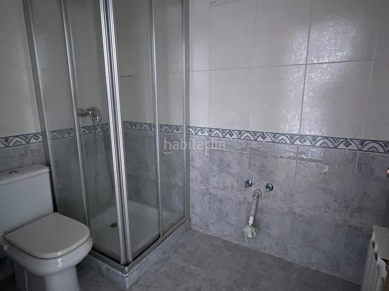 Foto 08383bad-7072-4036-a84b-ce4aa232e201. Piso venta piso en la rosaleda en Centro Ponferrada