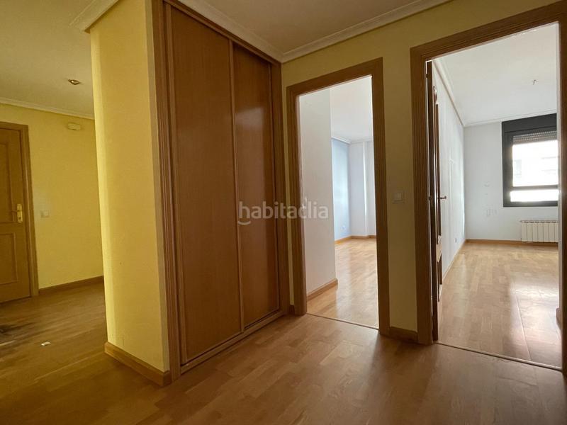 Foto aaa16dbe-7e3a-4cef-b58b-9f6daef3926f. Piso venta piso en la rosaleda en Centro Ponferrada
