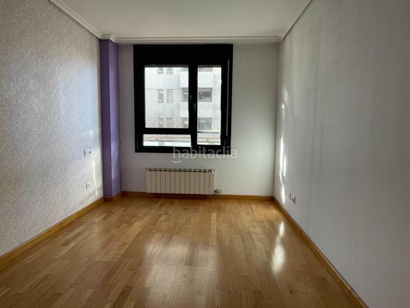 Foto db3999db-dbdf-4f9b-92a1-234f83b02553. Piso venta piso en la rosaleda en Centro Ponferrada