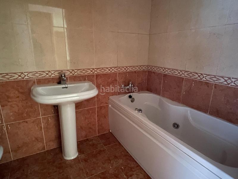Foto db77ddb8-44af-4bf2-b4ba-dd91d0e5ce24. Piso venta piso en la rosaleda en Centro Ponferrada